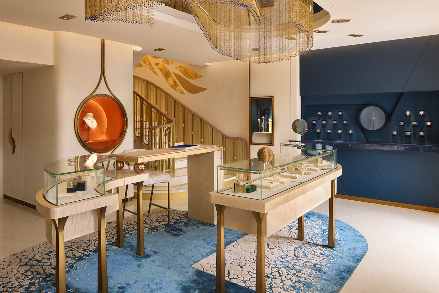 PIAGET House of Gold craftsmanship